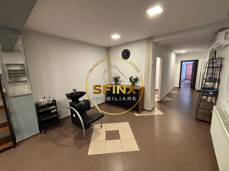 Vitan, spatiu comercial 220 mp, parter, demisol, 2 aere conditionate.